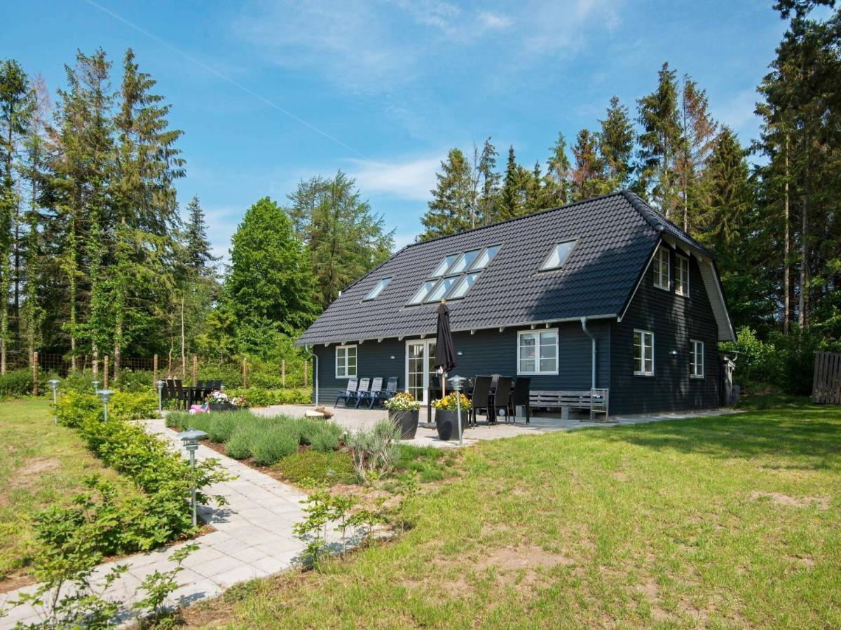 10 Person Holiday Home In Glesborg Quarto foto